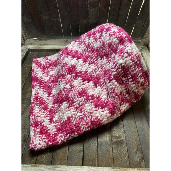 Handmade Crochet Pink/White Cat Cave Cat Bed Hideaway Warm Snuggle Cave L - Picture 5 of 10